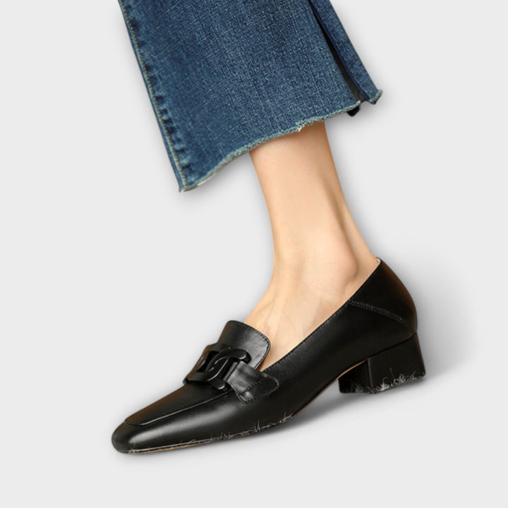 Monika – Slippers